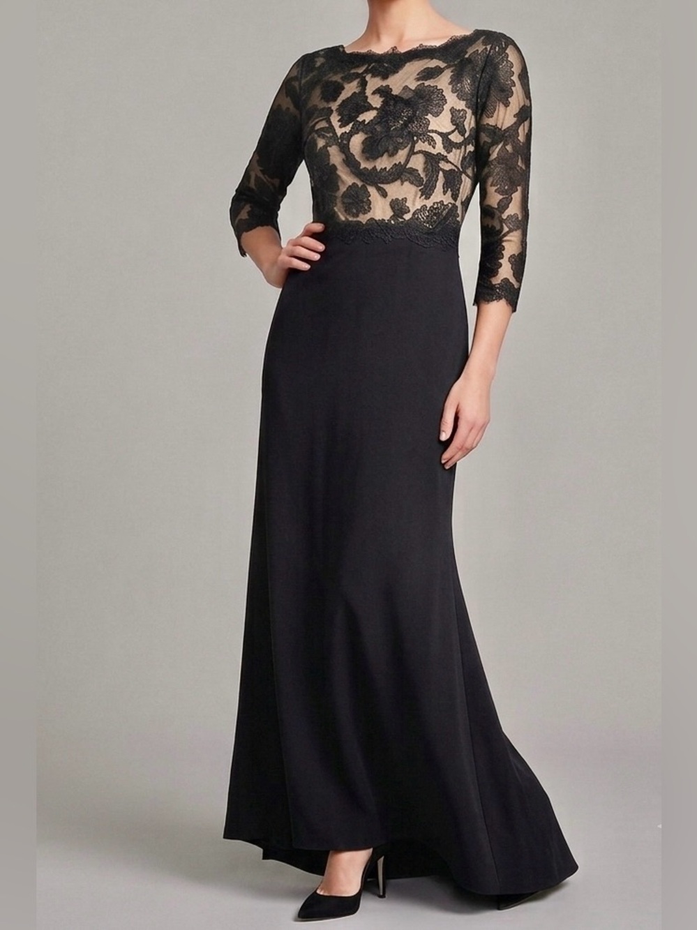Tadashi Shoji Embroidered Stretch Crepe Gown Black Nude Formal Dress 8 MOB Train